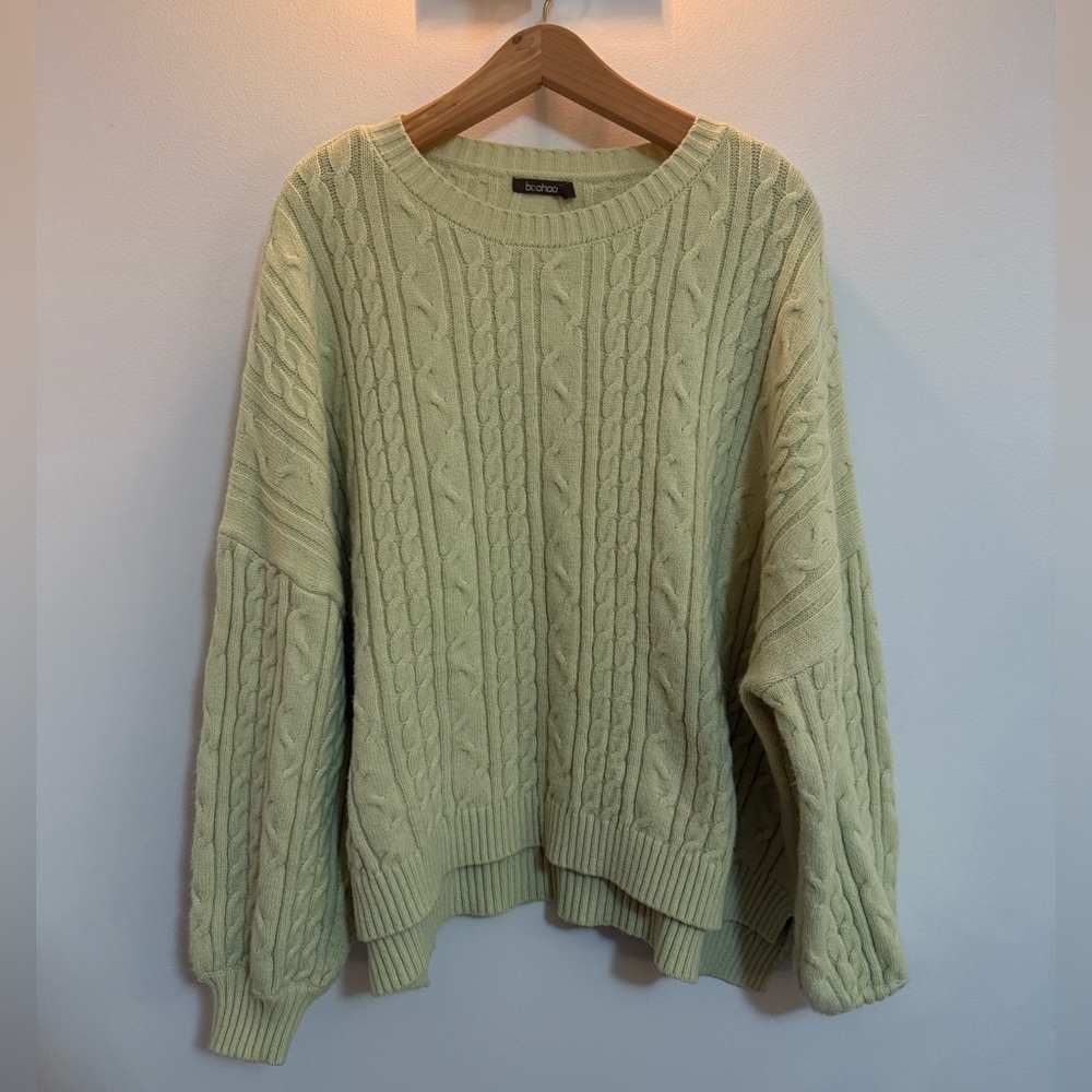 Cable Knit Sweater - Green